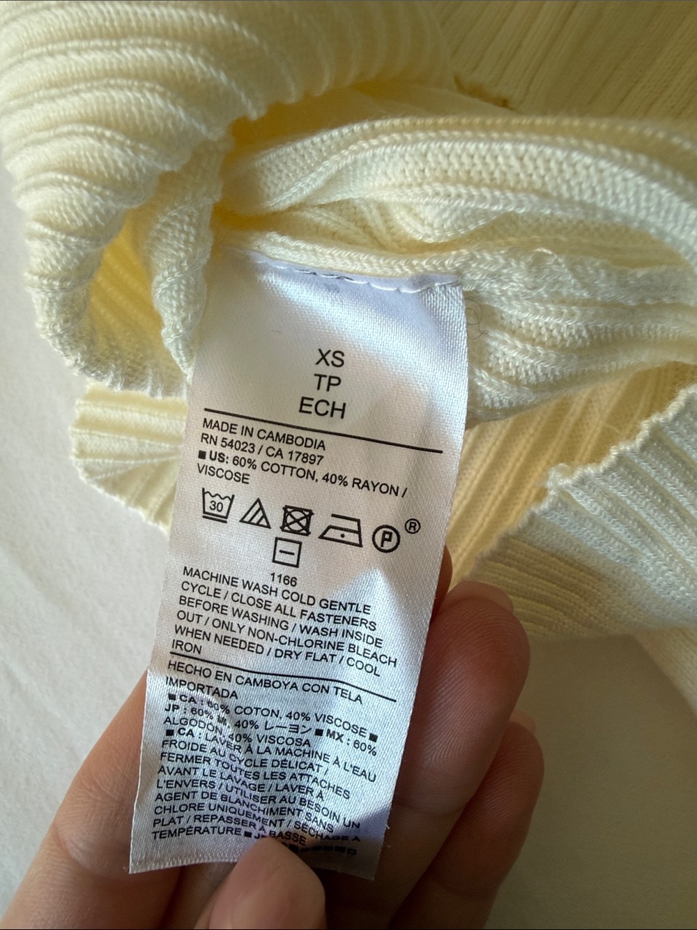 Banana Republic Racer-Back Sweater Vest - Picture 5 of 6